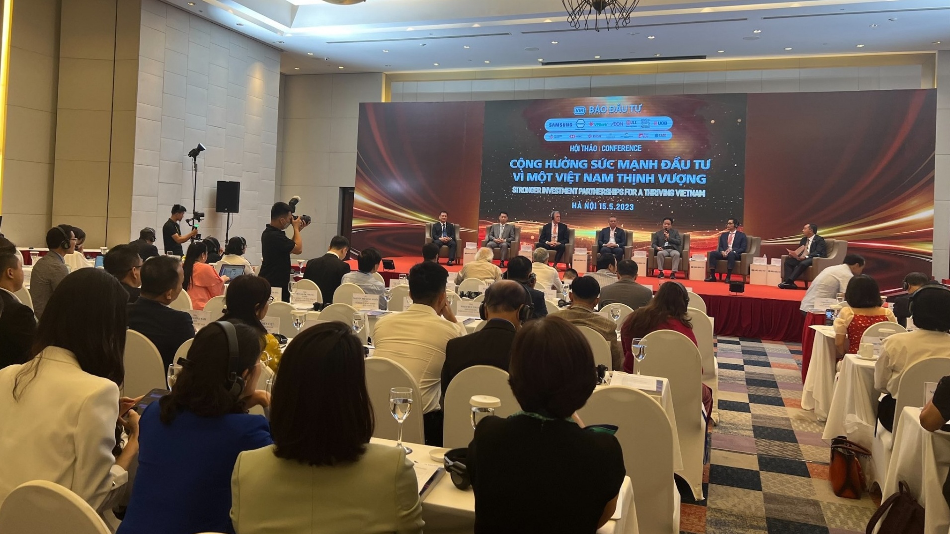 Vì sao Việt Nam thiếu vắng những “nhà đầu tư đại bàng” trong thời gian gần đây?