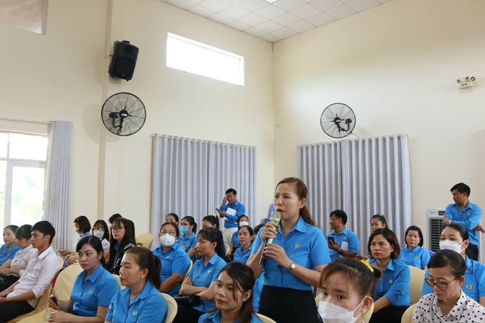 Công nhân lao động Bình Phước đặt câu hỏi về việc làm, an ninh trật tự, an sinh xã hội