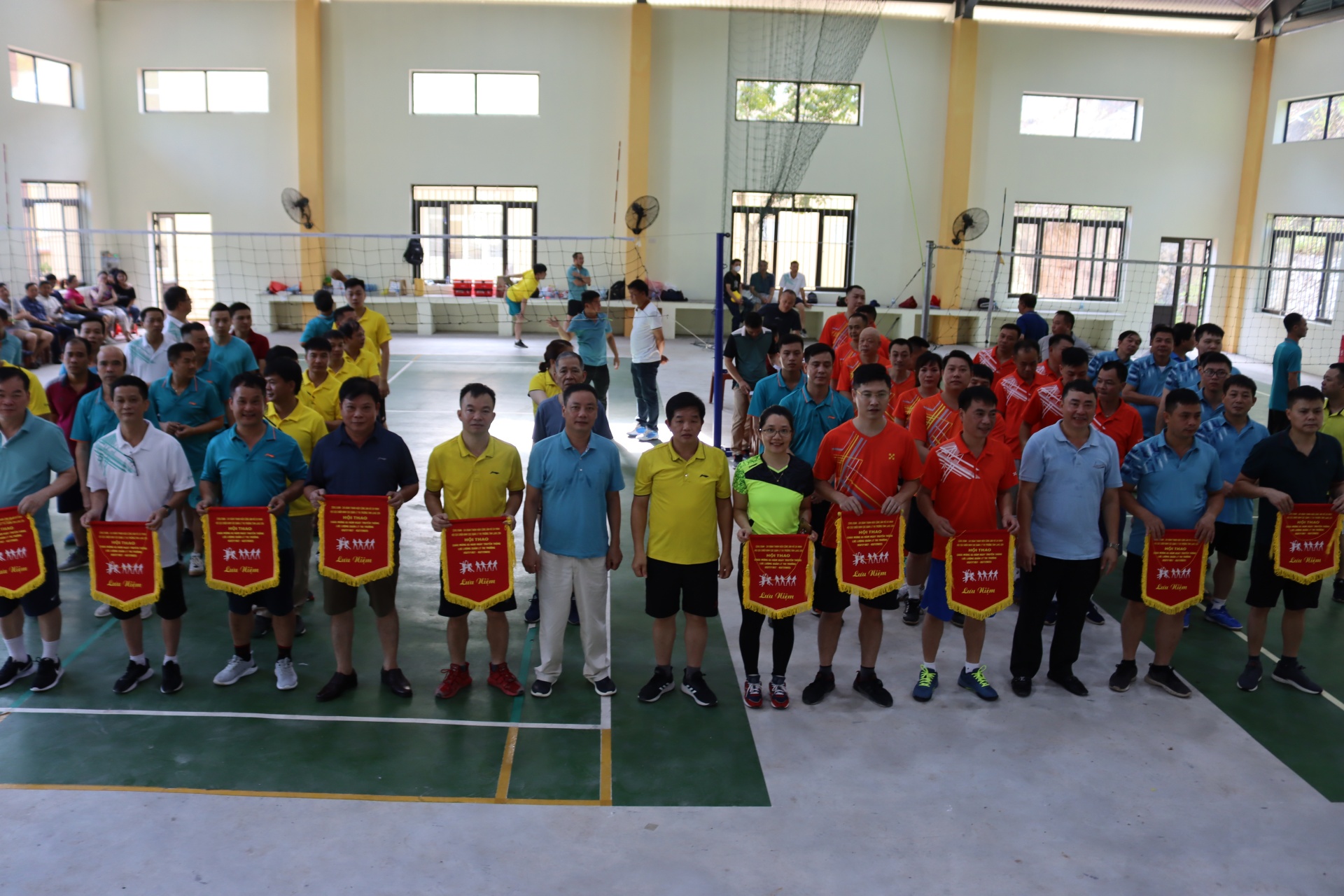 CĐCS Cục QLTT tỉnh Lạng Sơn phát động các phong trào thi đua ngay từ đầu nhiệm kỳ