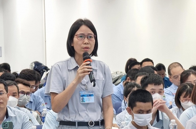 Chủ tịch Trần Sỹ Thanh đối thoại với công nhân lao động Thủ đô