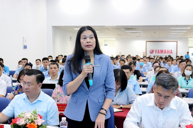 Chủ tịch Trần Sỹ Thanh đối thoại với công nhân lao động Thủ đô