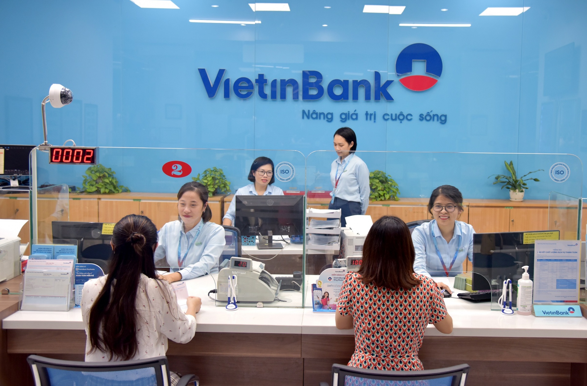 VietinBank khai thác tối đa nguồn lực, tập trung tăng trưởng hiệu quả, an toàn, bền vững trong năm 2023 VietinBank khai thác tối đa nguồn lực, tập trung tăng trưởng hiệu quả, an toàn, bền vững trong năm 2023