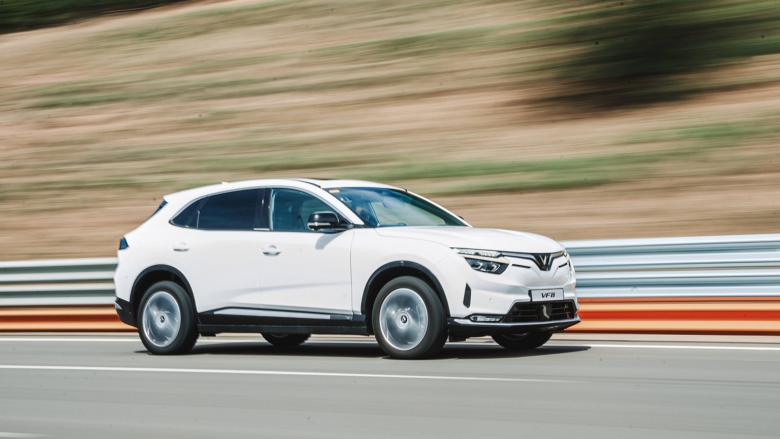 Thách thức nào chờ đợi VinFast khi lấn sân sang thị trường Đông Nam Á?