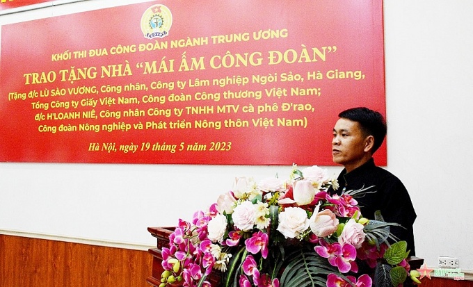 “Ngày đặc biệt” của 2 đoàn viên người dân tộc được hỗ trợ “Mái ấm công đoàn” “Ngày đặc biệt” của 2 đoàn viên người dân tộc được nhận hỗ trợ kinh phí “Mái ấm công đoàn”
