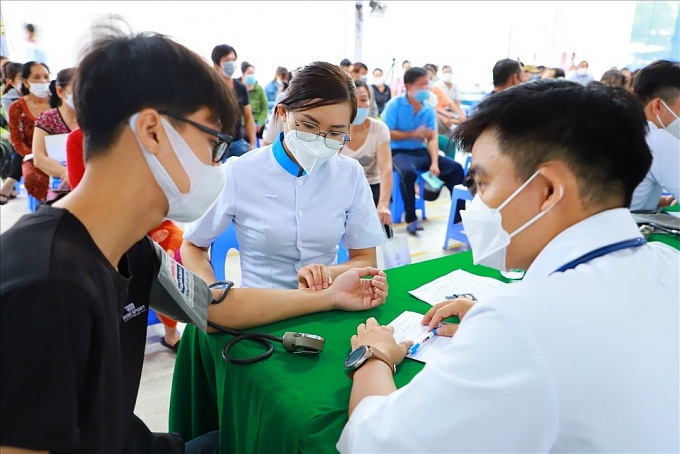 Ai bảo vệ cán bộ công đoàn khi cán bộ công đoàn bảo vệ đoàn viên, người lao động?