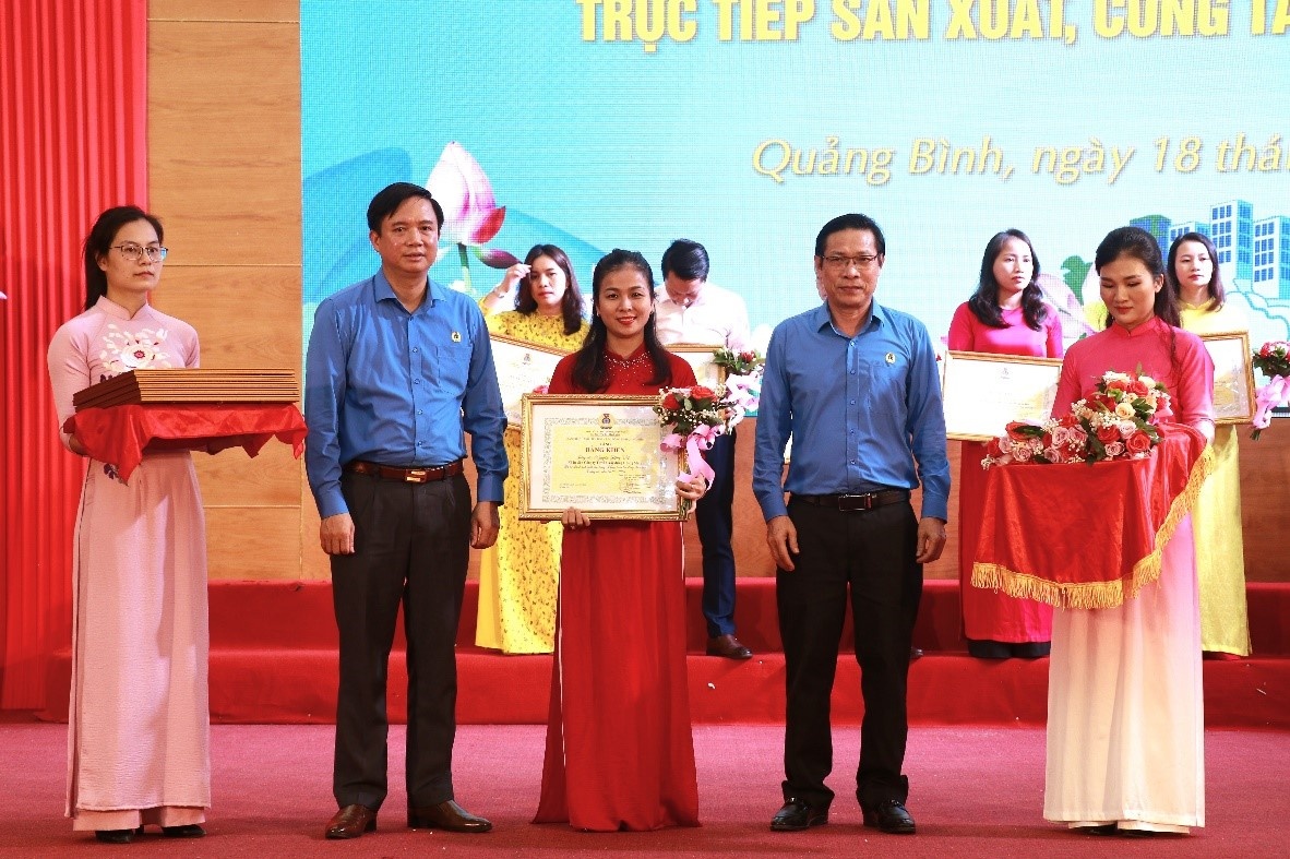 Quan tâm đặc biệt đoàn viên, người lao động có hoàn cảnh khó khăn Quan tâm đặc biệt đoàn viên, người lao động có hoàn cảnh khó khăn