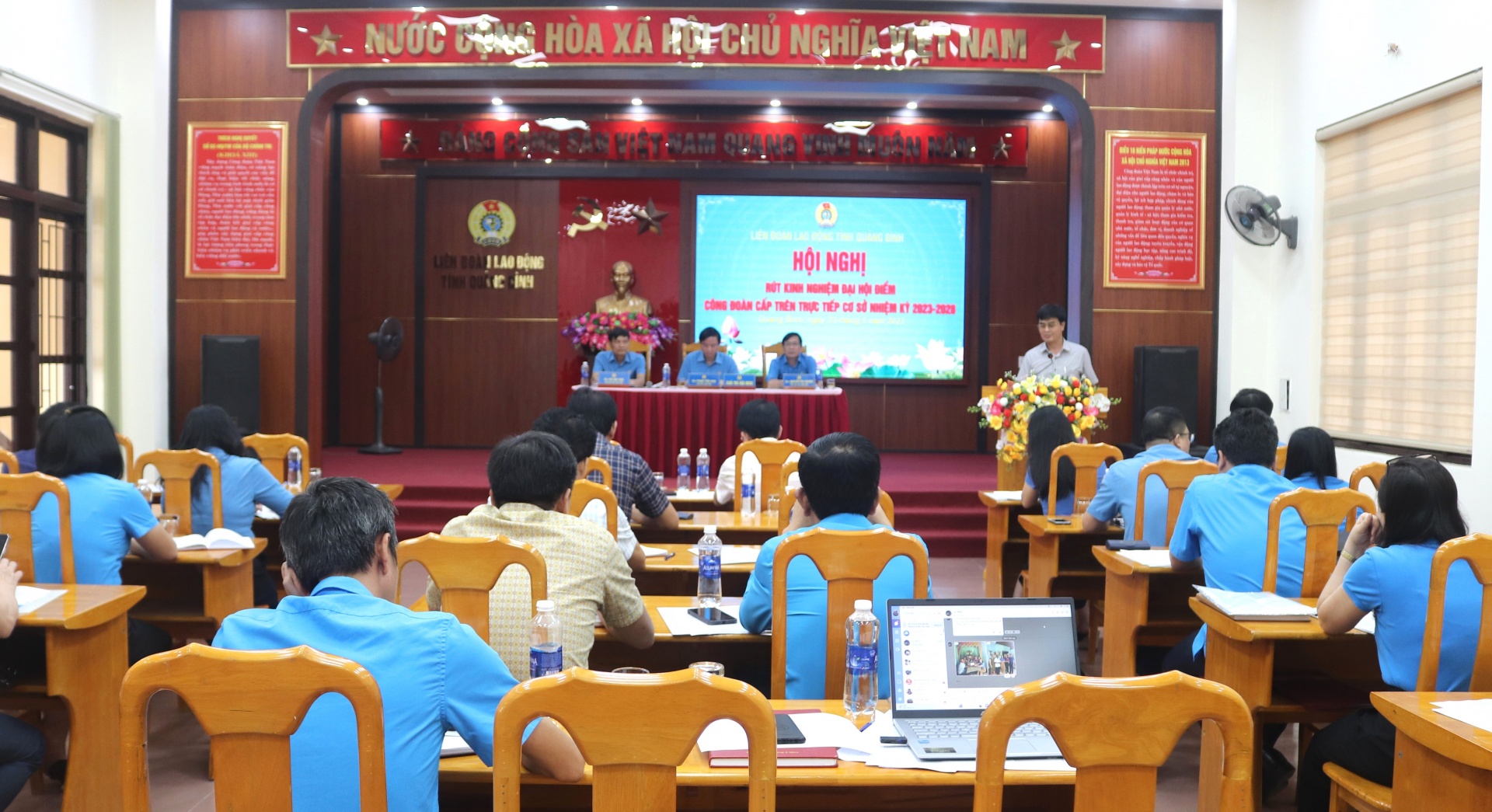 LĐLĐ tỉnh Quảng Bình tổ chức rút kinh nghiệm đại hội điểm cấp trên trực tiếp cơ sở