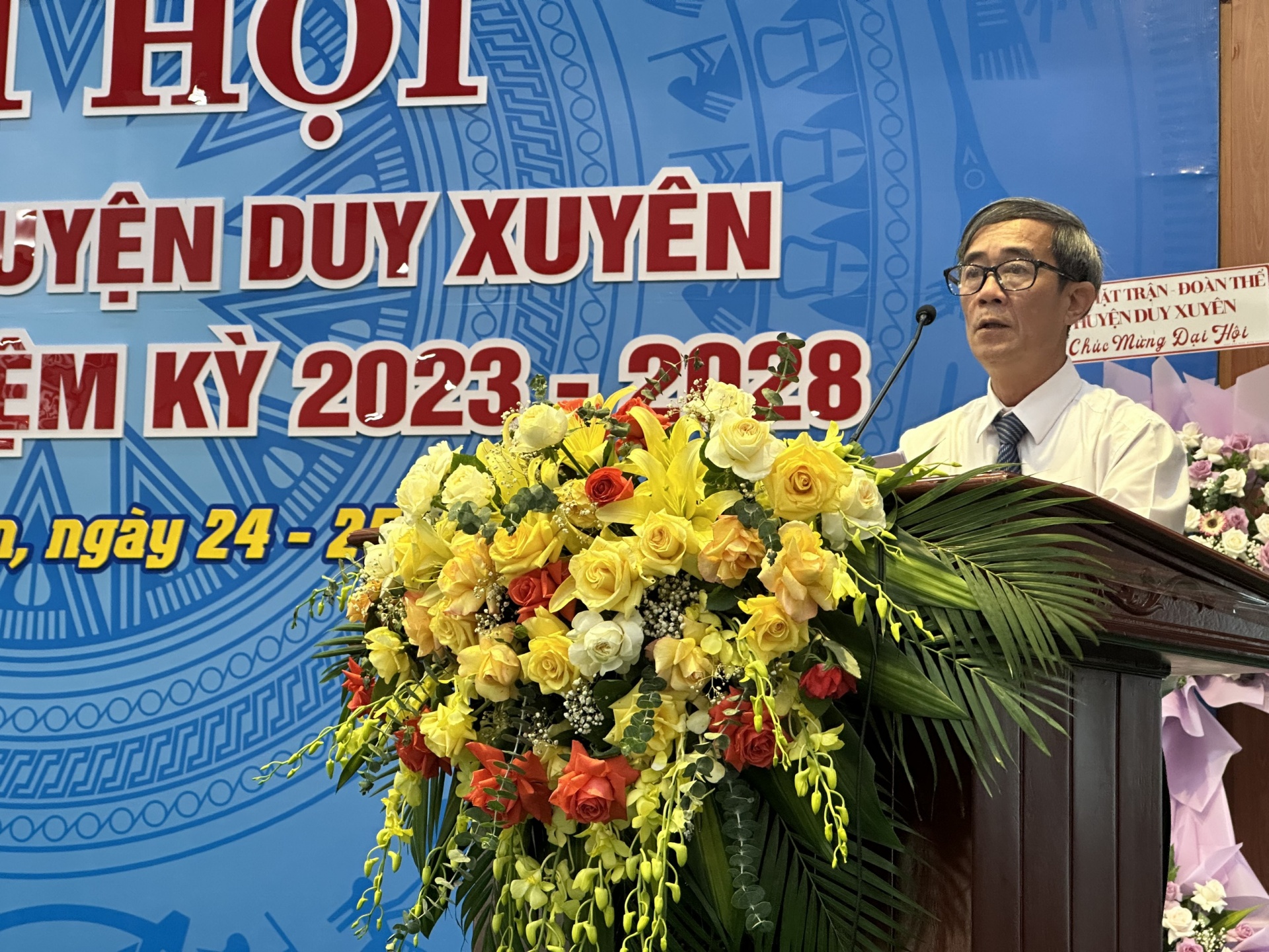 Đồng chí Nguyễn Quang Mạnh, Phó bí thư thường trực huyện ủy Duy Xuyên đánh giá cao sự đóng góp quan trọng của LĐLĐ huyện Duy Xuyên sự phát triển đi lên của huyện nhà. Ảnh: PHAN NGUYÊN Đồng chí Nguyễn Quang Mạnh, Phó bí thư thường trực huyện ủy Duy Xuyên đánh giá cao sự đóng góp quan trọng của LĐLĐ huyện Duy Xuyên sự phát triển đi lên của huyện nhà. Ảnh: PHAN NGUYÊN