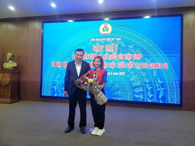 Công đoàn Viên chức Việt Nam gặp mặt các vận động viên xuất sắc tại SEA Games 32