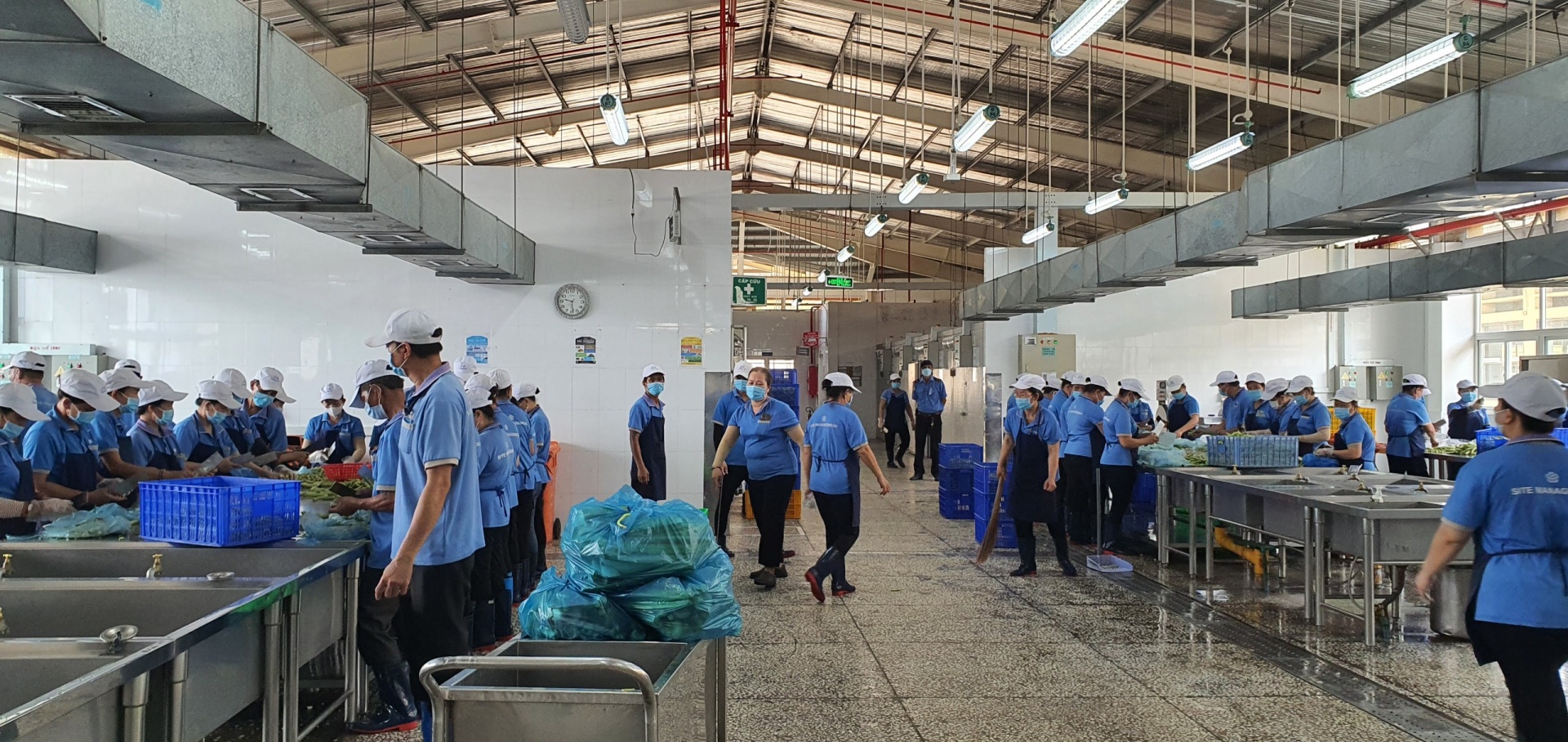 Công đoàn, doanh nghiệp theo sát chất lượng an toàn bữa ăn ca của người lao động Công đoàn, doanh nghiệp theo sát chất lượng an toàn bữa ăn ca của người lao động