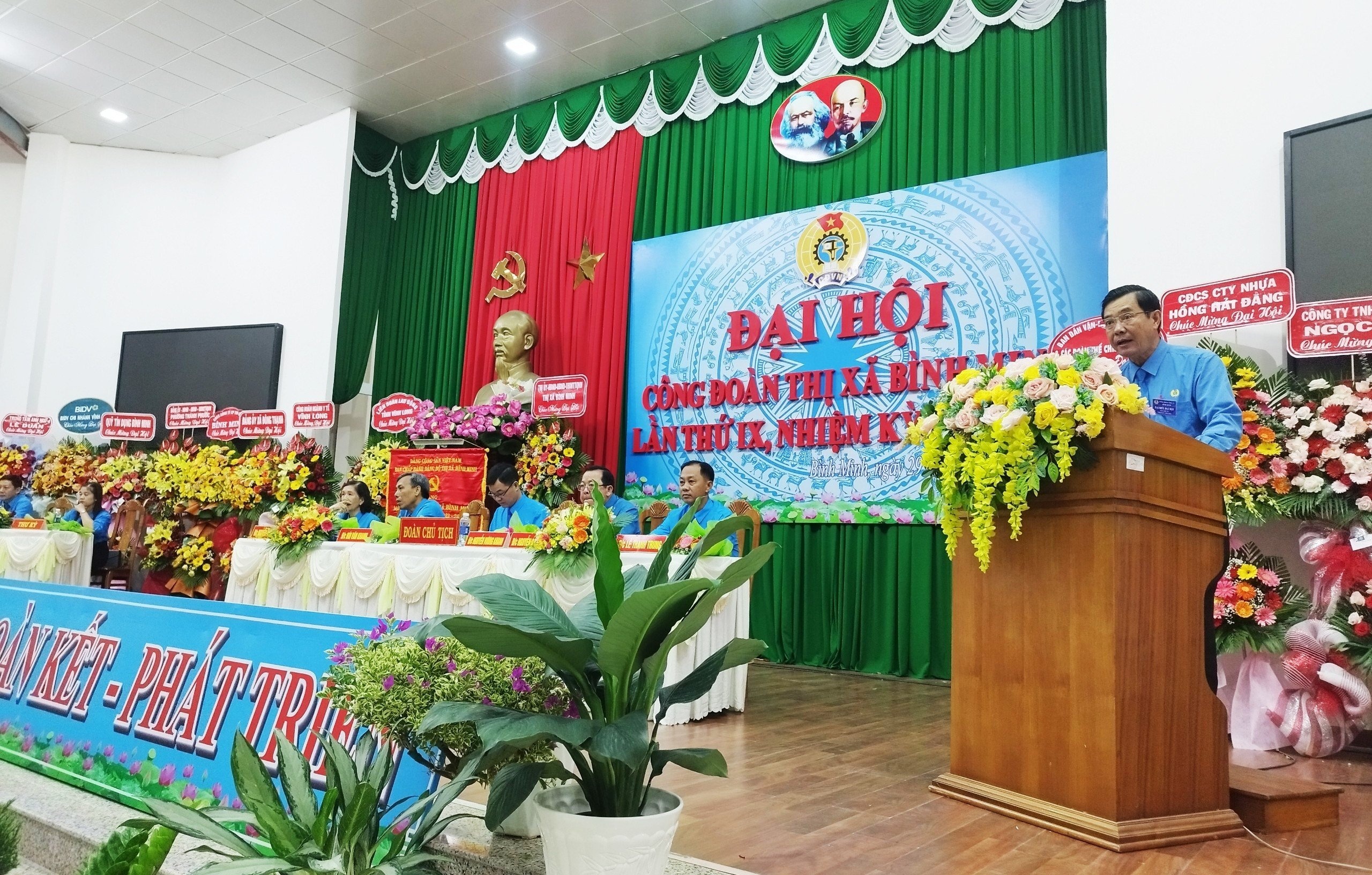 Đại hội điểm công đoàn cấp huyện đầu tiên ở Vĩnh Long Đại hội điểm công đoàn cấp huyện đầu tiên ở Vĩnh Long