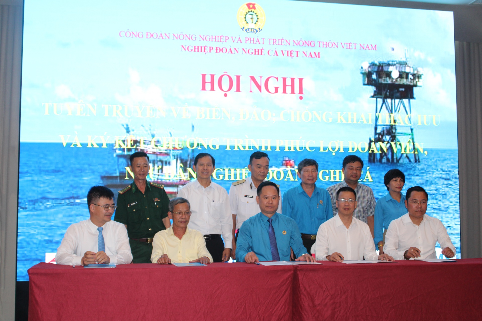 Nâng cao nhận thức, hiểu biết pháp luật về chủ quyền biển, đảo Nâng cao nhận thức, hiểu biết pháp luật về chủ quyền biển, đảo