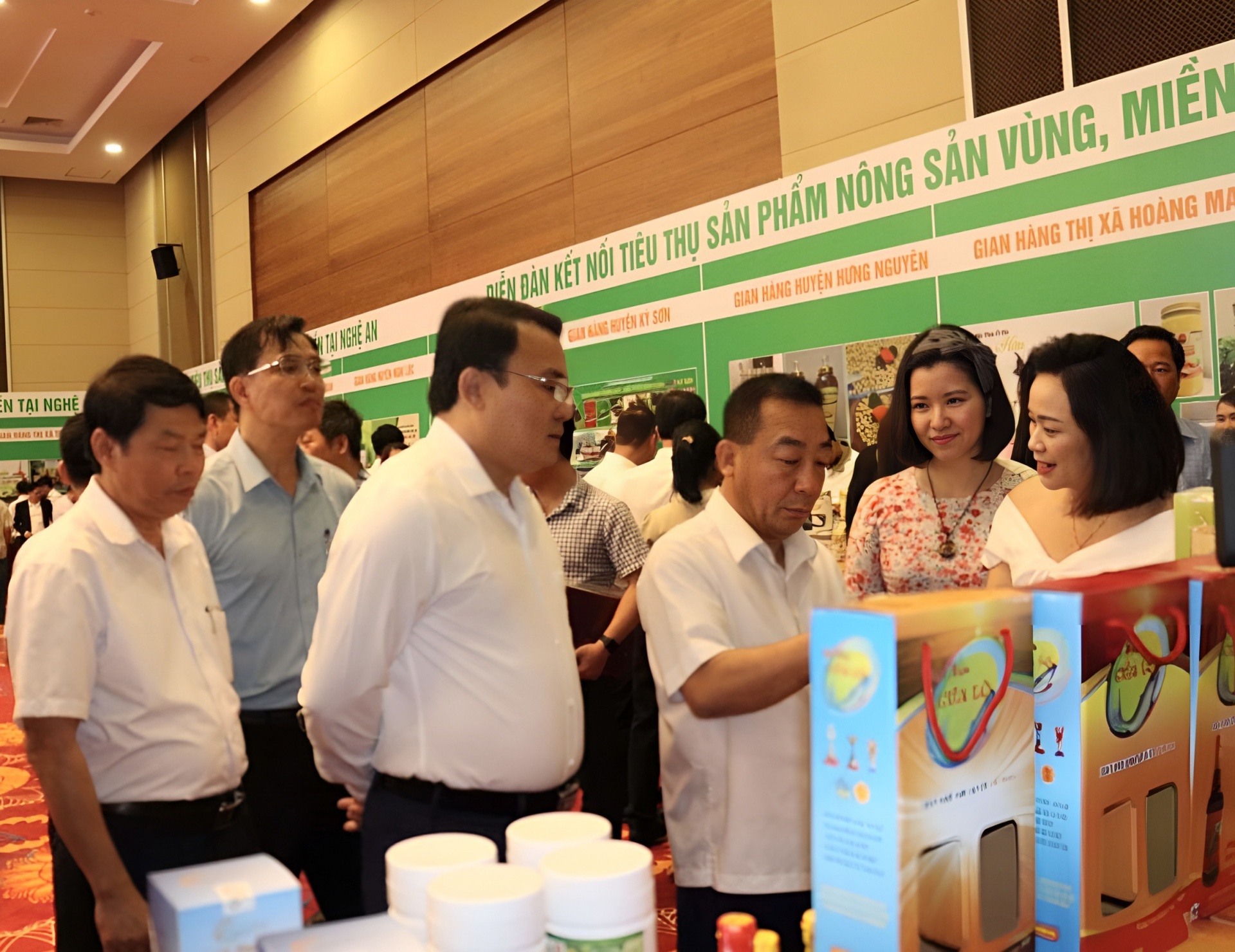WinMart thúc đẩy phát triển chuỗi giá trị nông sản chất lượng cao tỉnh Nghệ An WinMart thúc đẩy phát triển chuỗi giá trị nông sản chất lượng cao tỉnh Nghệ An