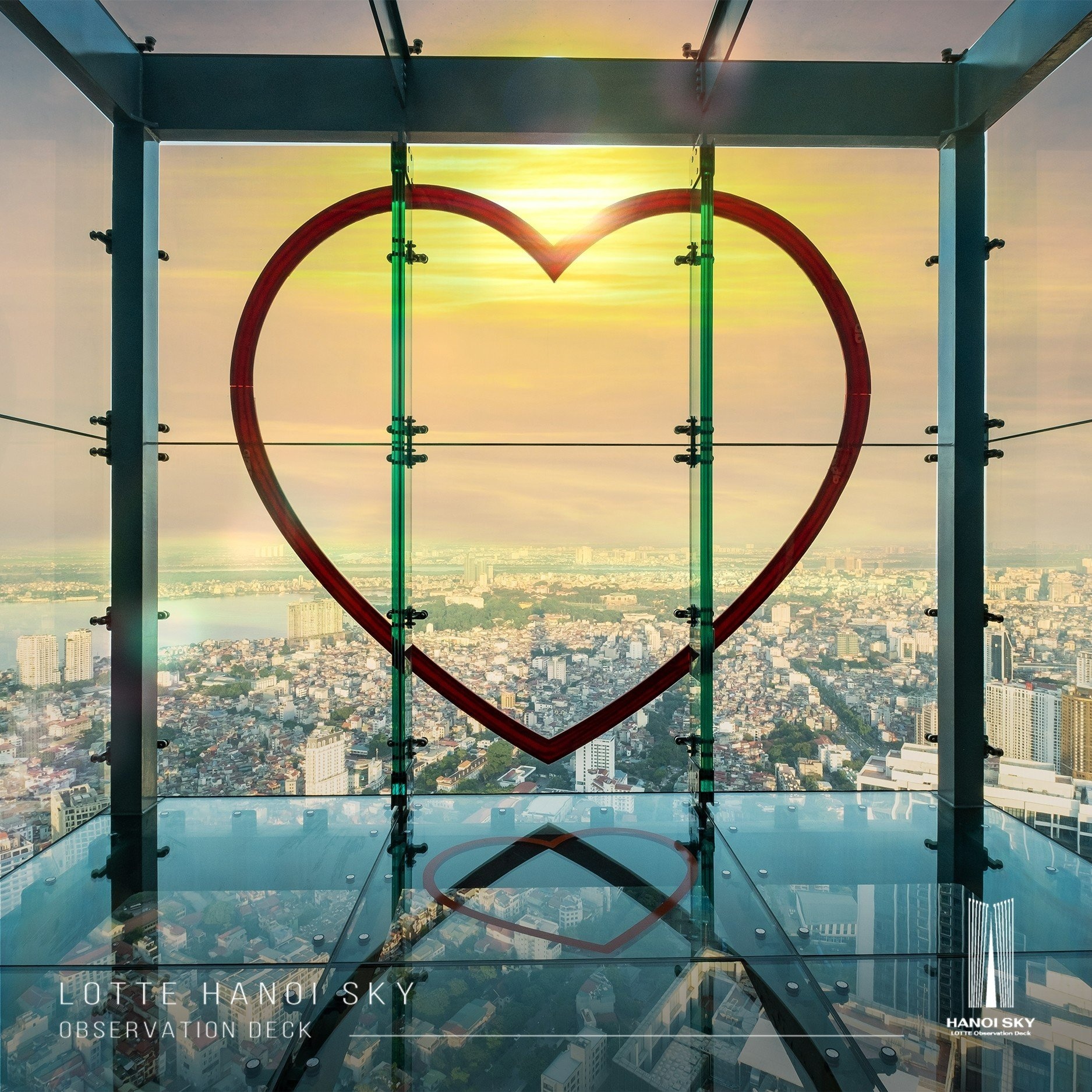 LOTTE CENTER HANOI tuyển dụng 6 nhân viên đài quan sát