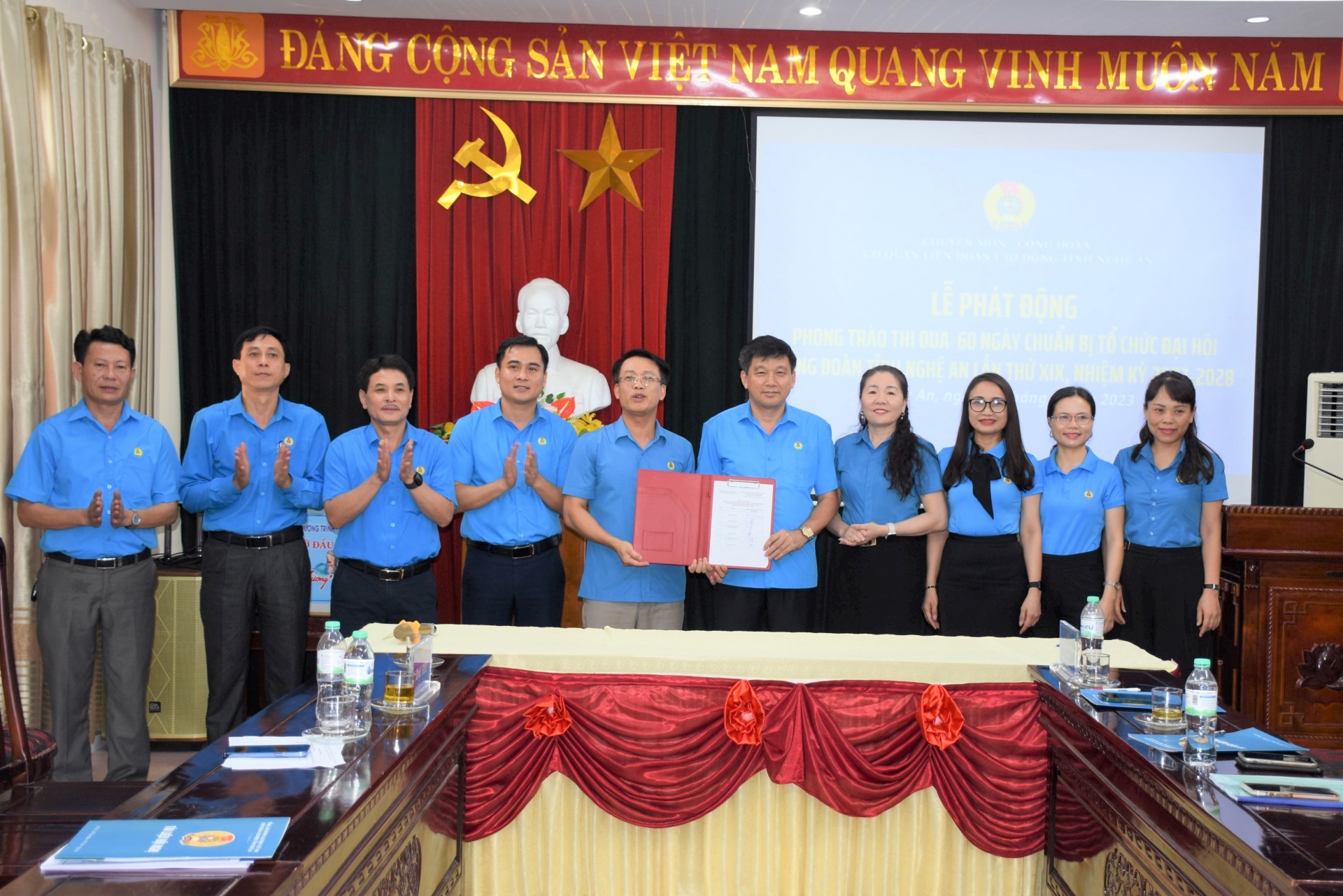 Nỗ lực thực hiện tốt các nhiệm vụ đề ra Nỗ lực thực hiện tốt các nhiệm vụ đề ra