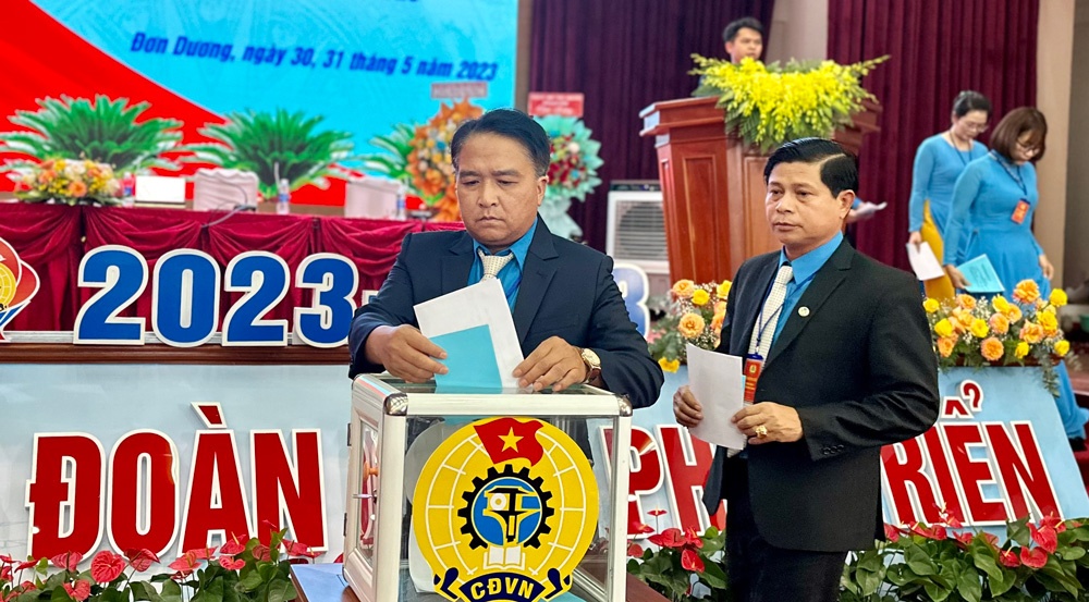 Công đoàn tham gia xây dựng huyện nông thôn mới kiểu mẫu ở Đơn Dương Công đoàn tham gia xây dựng huyện nông thôn mới kiểu mẫu ở Đơn Dương