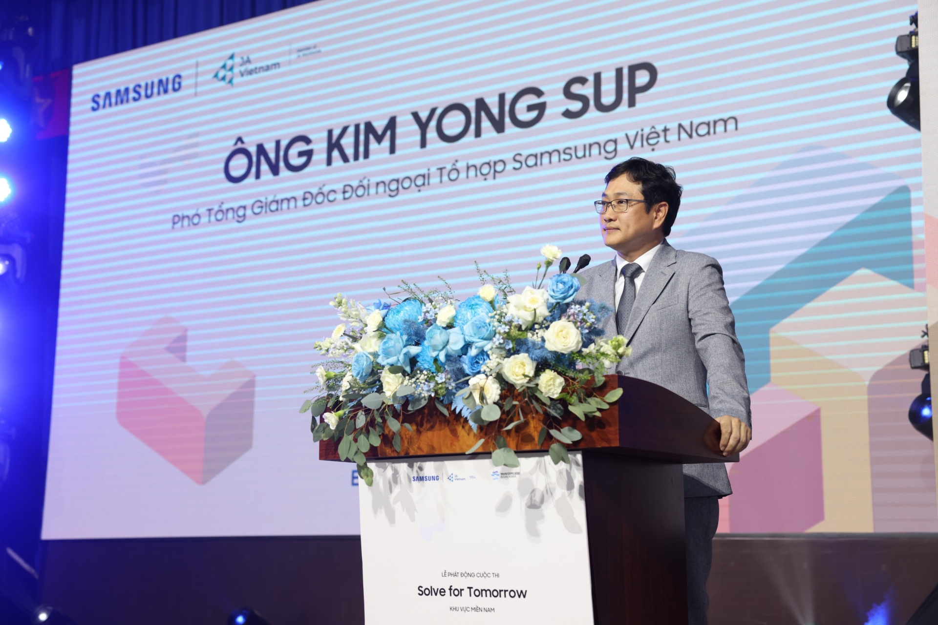 Samsung Việt Nam - Hành trình Roadshow Solve for Tomorrow 2023 tới học sinh miền Nam Samsung Việt Nam - Hành trình Roadshow Solve for Tomorrow 2023 tới học sinh miền Nam