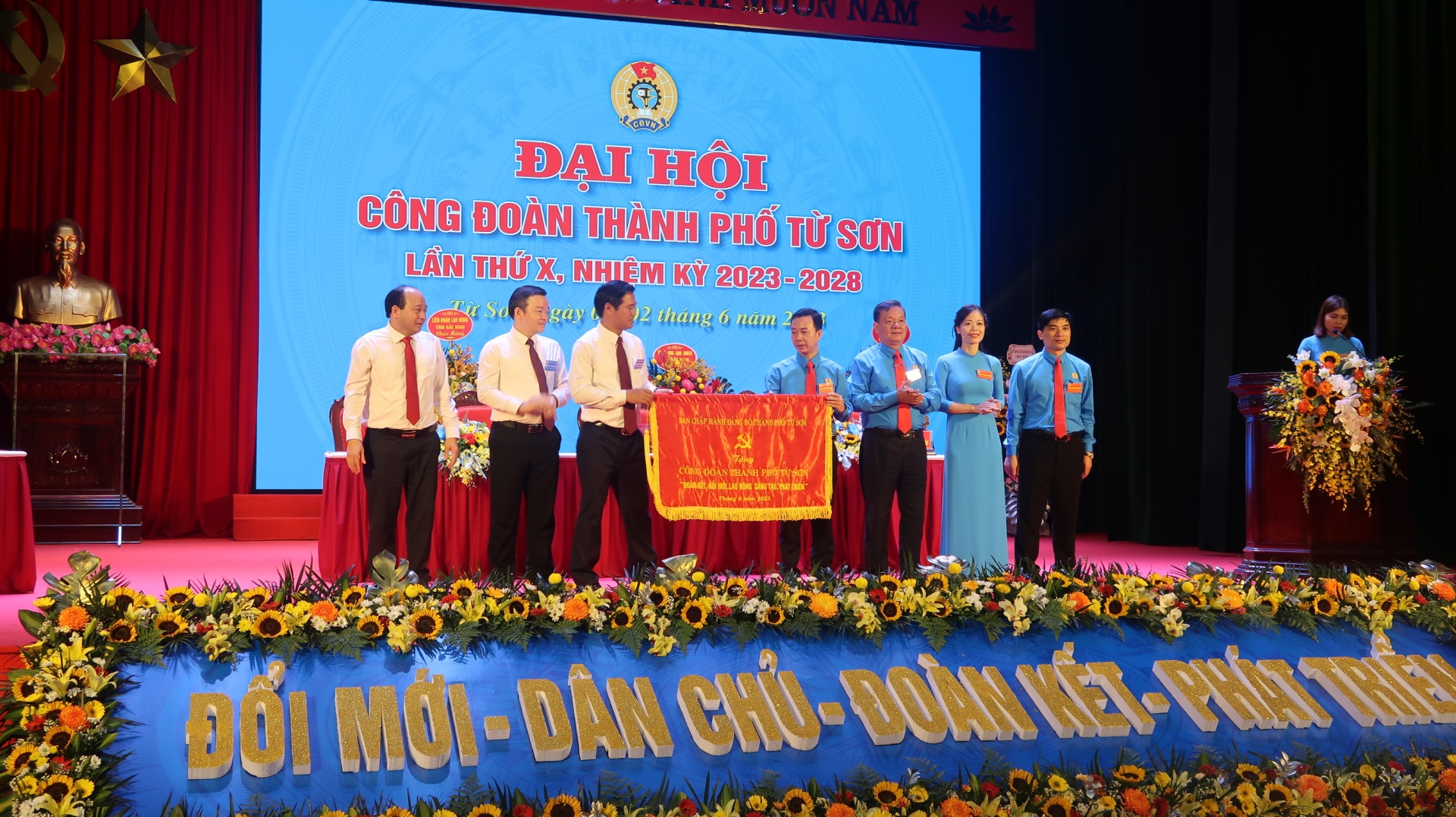 Công đoàn TP Từ Sơn cần tập trung thực hiện tốt 7 nhiệm vụ, giải pháp trọng tâm Công đoàn TP Từ Sơn cần tập trung thực hiện tốt 7 nhiệm vụ, giải pháp trọng tâm