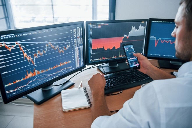 Dragon Capital bán ra hàng triệu cổ phiếu STB, DXG, KDH, HSG