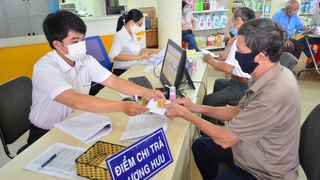 Chi tiết cách tính lương hưu lao động khu vực nhà nước và tư nhân