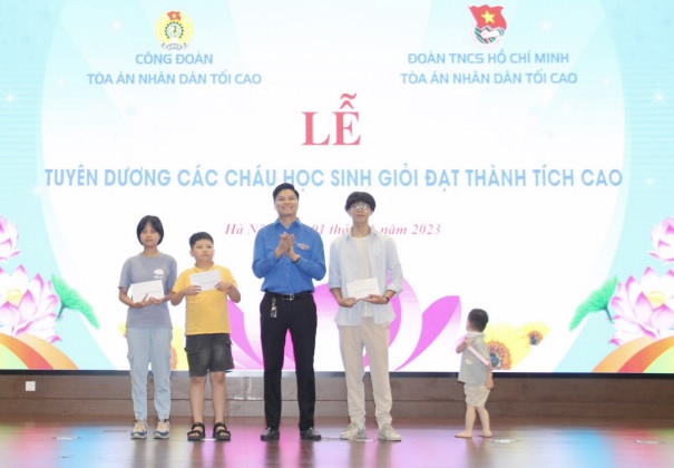 Các cấp Công đoàn tỉnh Lạng Sơn góp phần bảo vệ và chăm sóc, giáo dục trẻ em