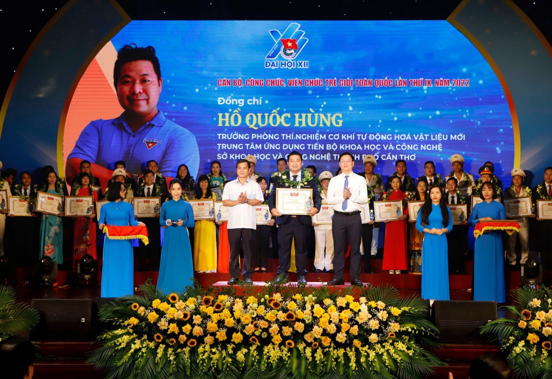 Cán bộ công đoàn song hành cùng công tác nghiên cứu khoa học