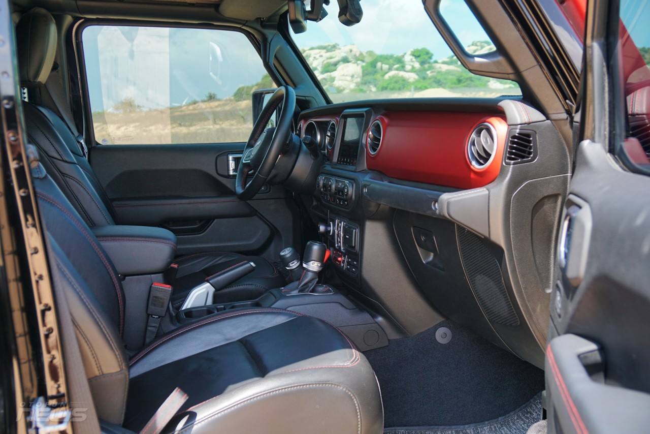 Jeep Gladiator 2023: Mẫu bán tải không dành cho số đông Jeep Gladiator 2023: Mẫu bán tải không dành cho số đông