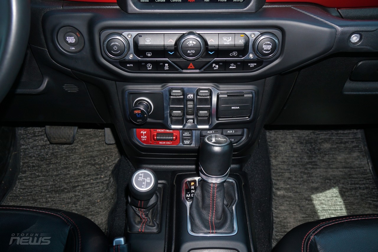 Jeep Gladiator 2023: Mẫu bán tải không dành cho số đông Jeep Gladiator 2023: Mẫu bán tải không dành cho số đông