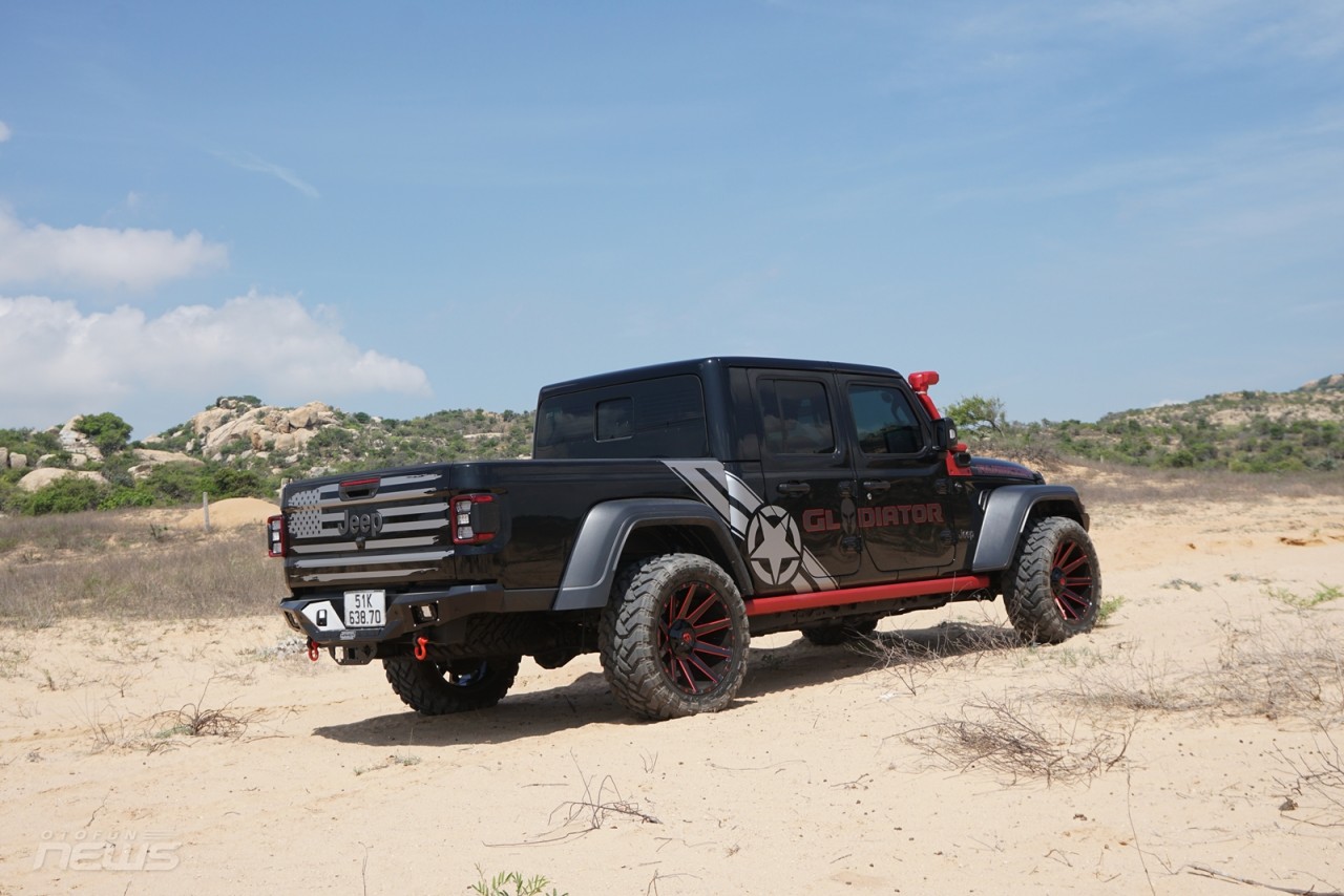 Jeep Gladiator 2023: Mẫu bán tải không dành cho số đông Jeep Gladiator 2023: Mẫu bán tải không dành cho số đông