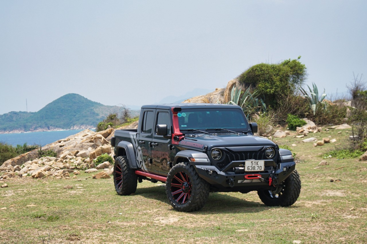 Jeep Gladiator 2023: Mẫu bán tải không dành cho số đông Jeep Gladiator 2023: Mẫu bán tải không dành cho số đông