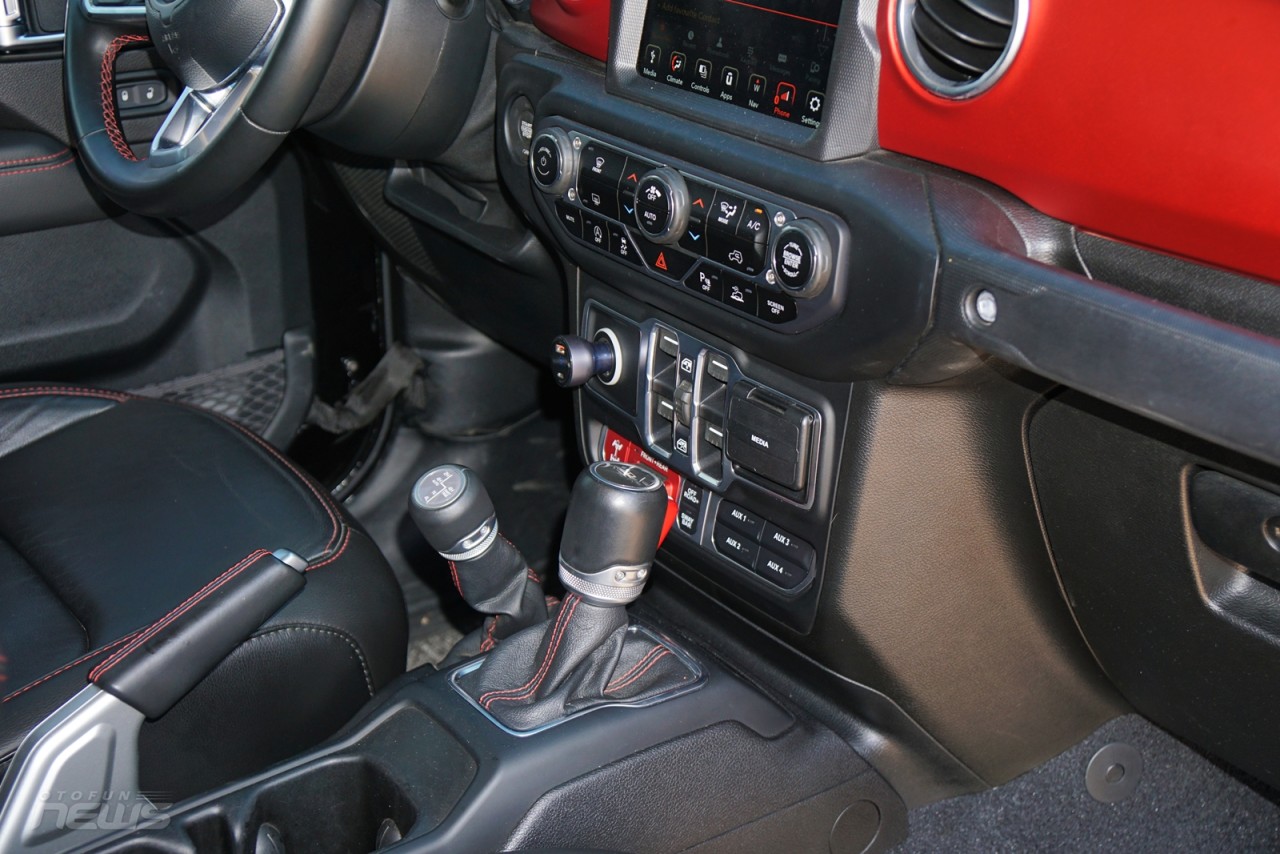 Jeep Gladiator 2023: Mẫu bán tải không dành cho số đông Jeep Gladiator 2023: Mẫu bán tải không dành cho số đông