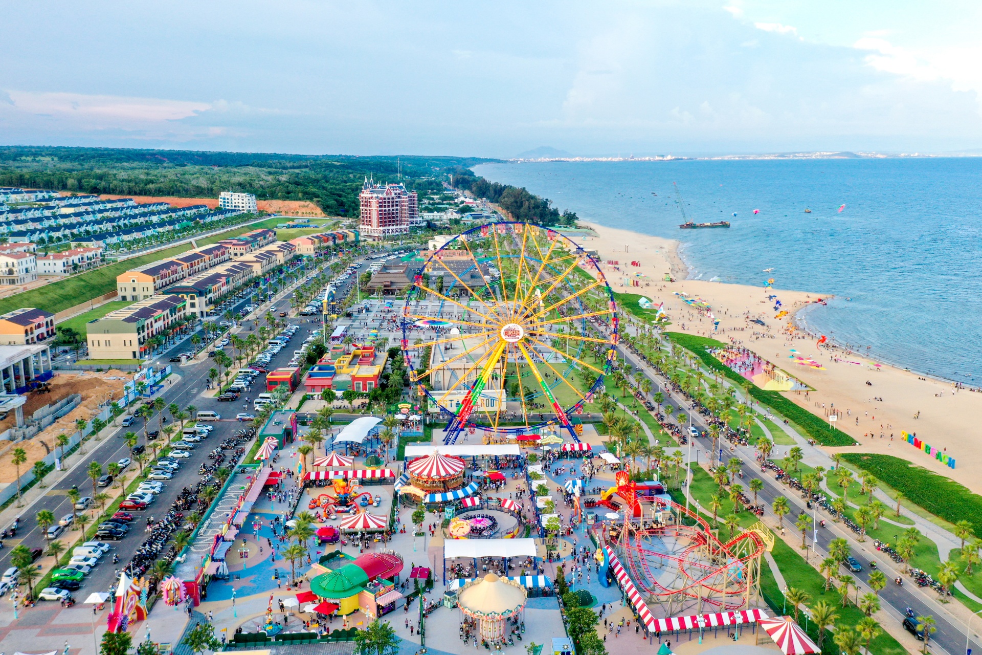 với loạt ngành nghề phụ trợ đón sóng du lịch khi cao tốc về đích với loạt ngành nghề phụ trợ đón sóng du lịch khi cao tốc về đích