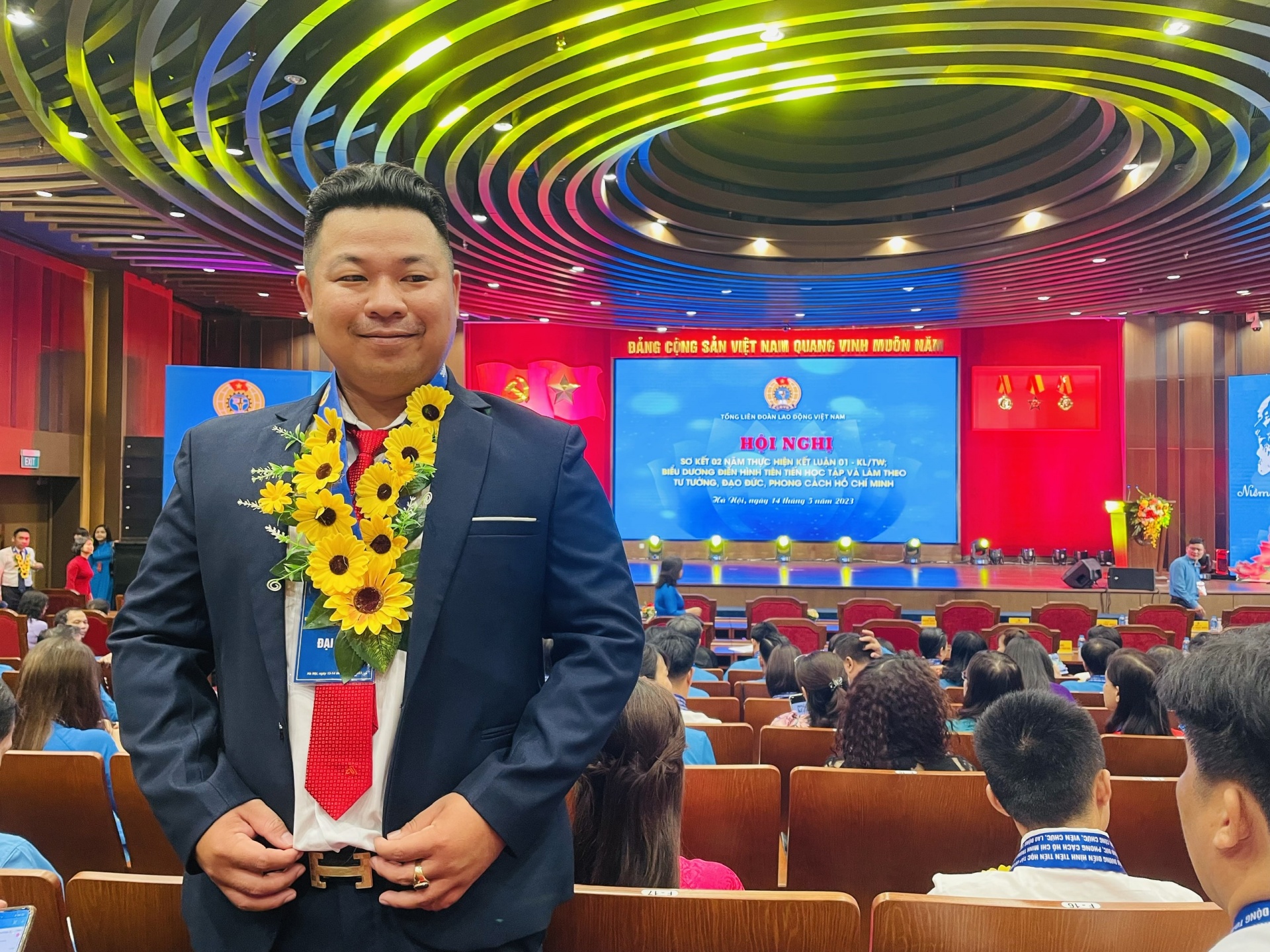 Cán bộ công đoàn song hành cùng công tác nghiên cứu khoa học