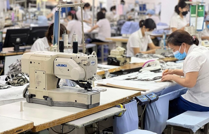 Cách tính giờ làm thêm và quyền lợi của người lao động