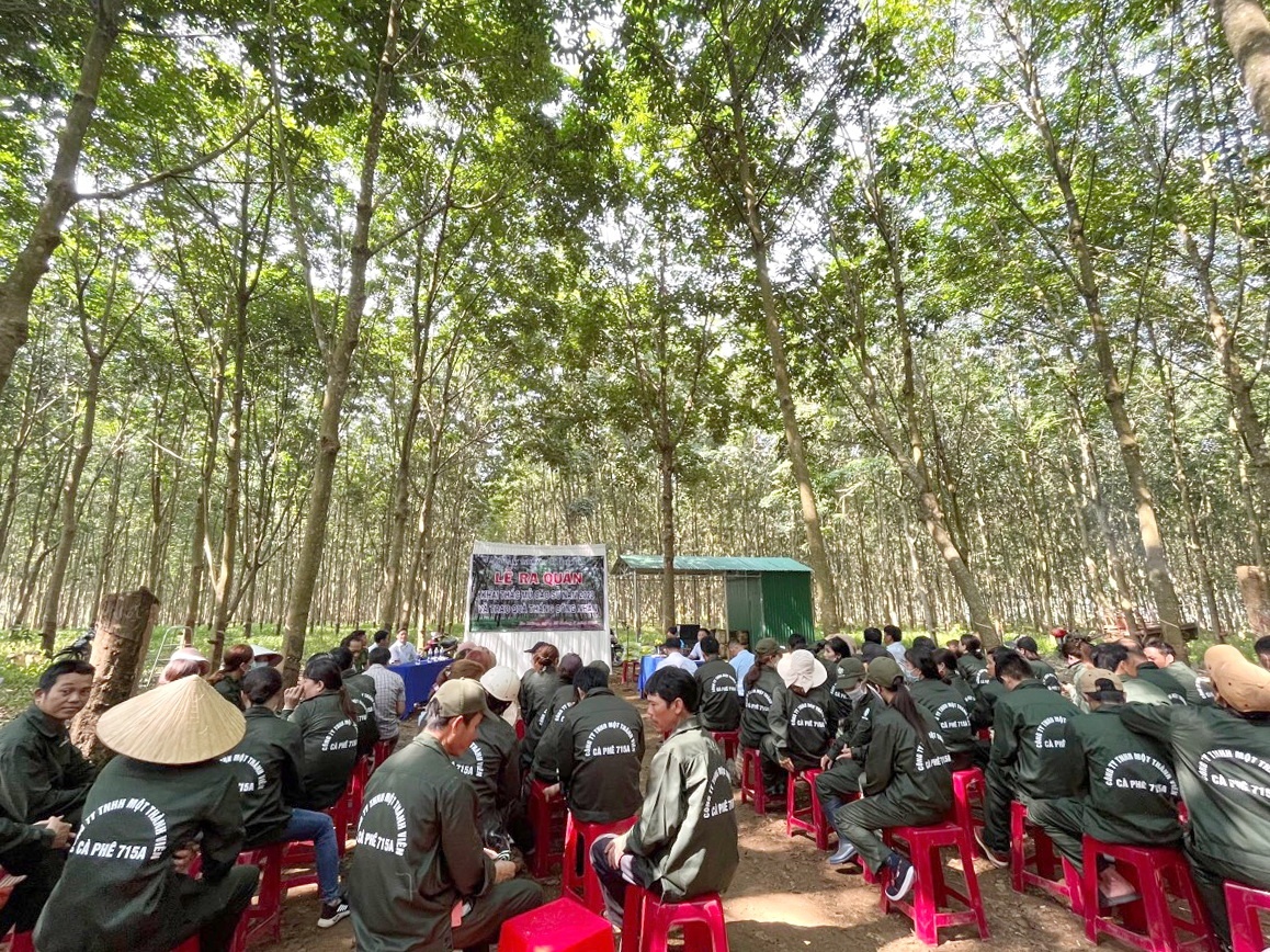 undefined Chăm lo thiết thực cho công nhân làm cà phê trong “Tháng Công nhân”