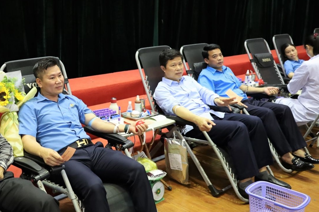 "Những giọt máu hồng hè 2023": Nhân rộng nghĩa cử hiến máu tình nguyện