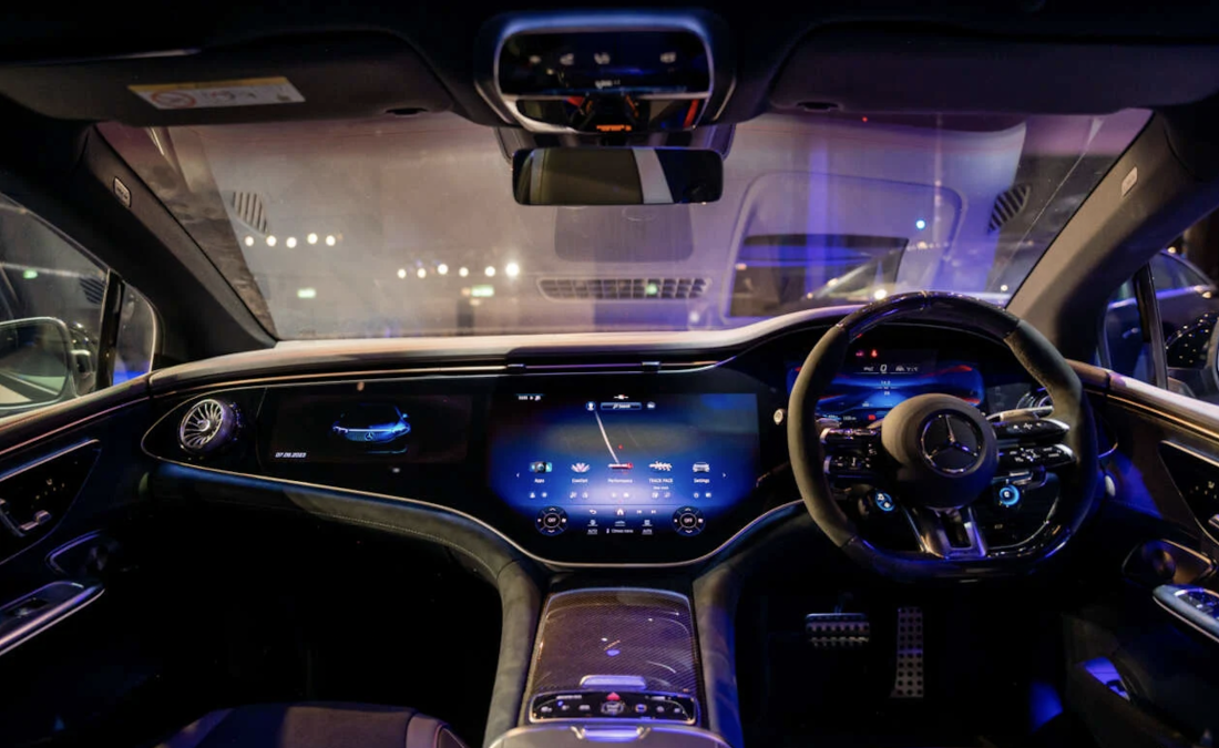 Mercedes-AMG EQE53 ra mắt tại Malaysia