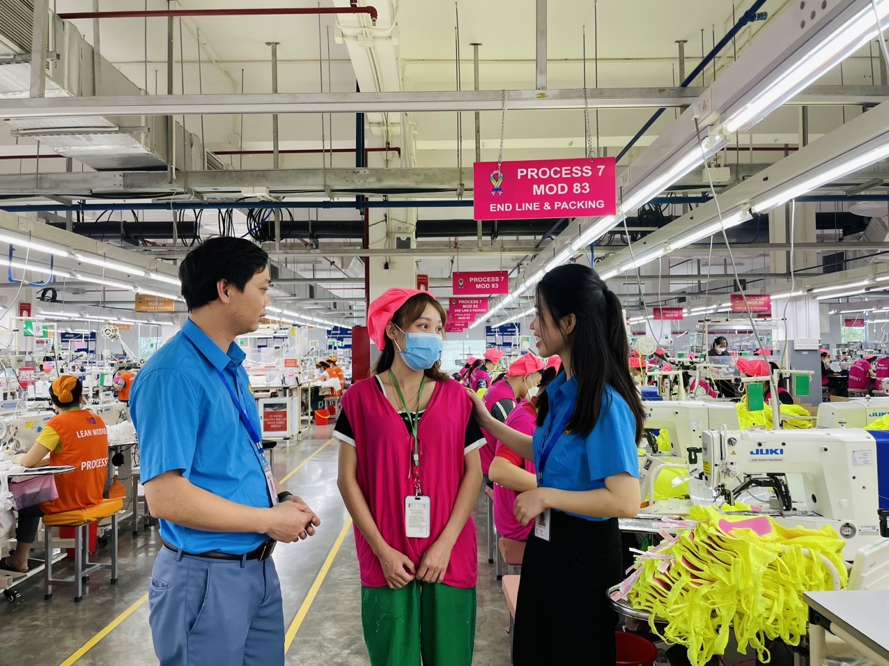 Bài 16: Thách thức và giải pháp đổi mới hoạt động nữ công công đoàn trong tình hình mới Bài 16: Thách thức và giải pháp đổi mới hoạt động nữ công công đoàn trong tình hình mới