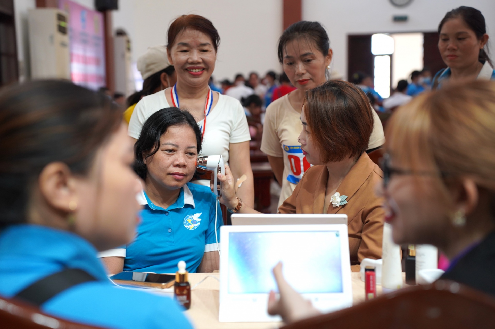 Nhiều hoạt động vui tươi, sôi nổi trong Ngày hội “Sức khỏe vàng” năm 2023 Nhiều hoạt động vui tươi, sôi nổi trong Ngày hội “Sức khỏe vàng” năm 2023