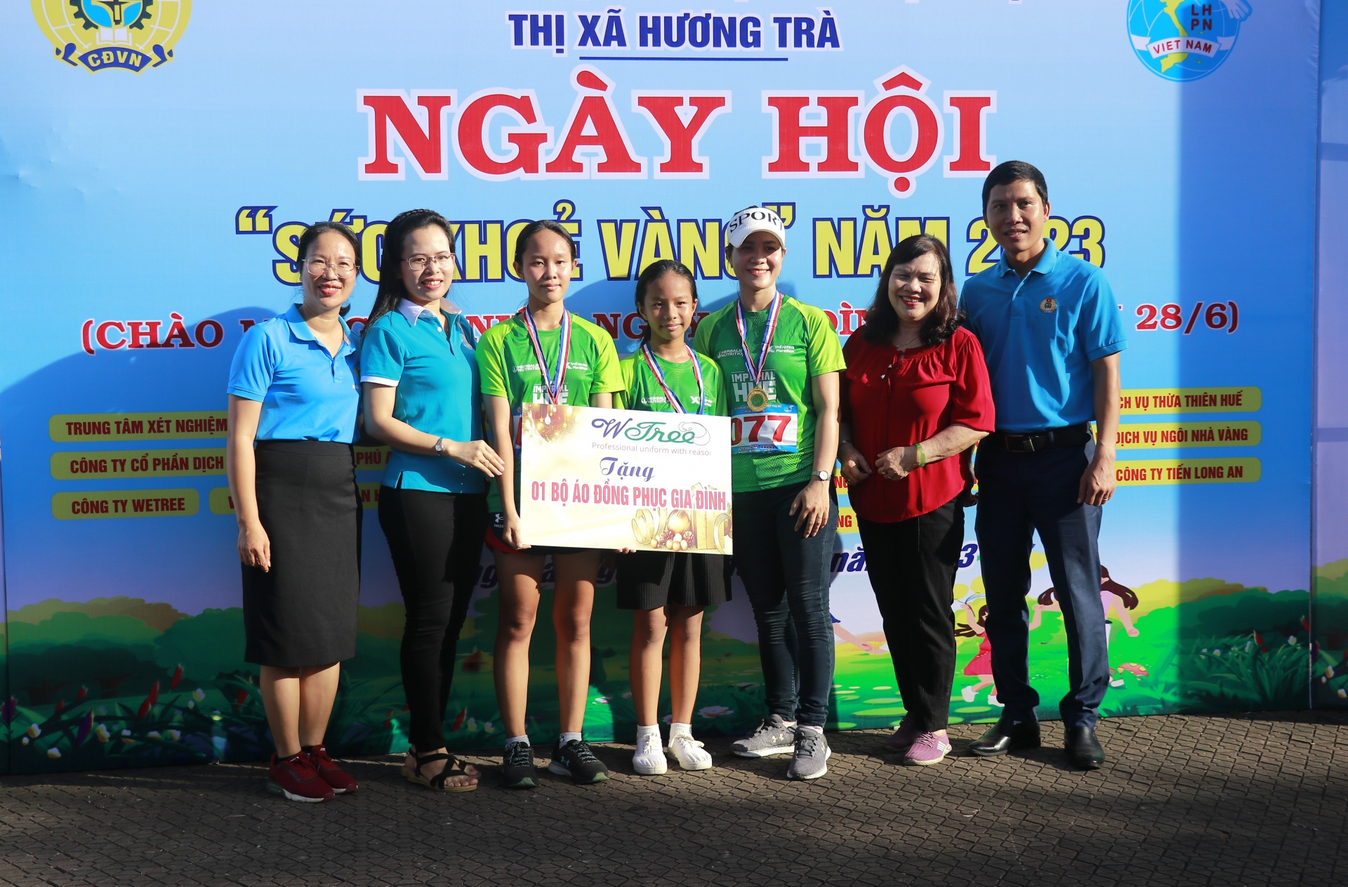 Nhiều hoạt động vui tươi, sôi nổi trong Ngày hội “Sức khỏe vàng” năm 2023 Nhiều hoạt động vui tươi, sôi nổi trong Ngày hội “Sức khỏe vàng” năm 2023