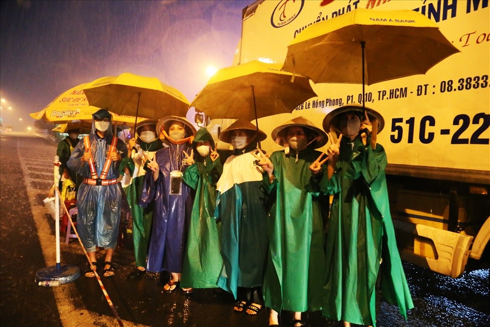 Nỗi buồn viên chức dân số: Giữa nước mắt, đợi chờ và hy vọng