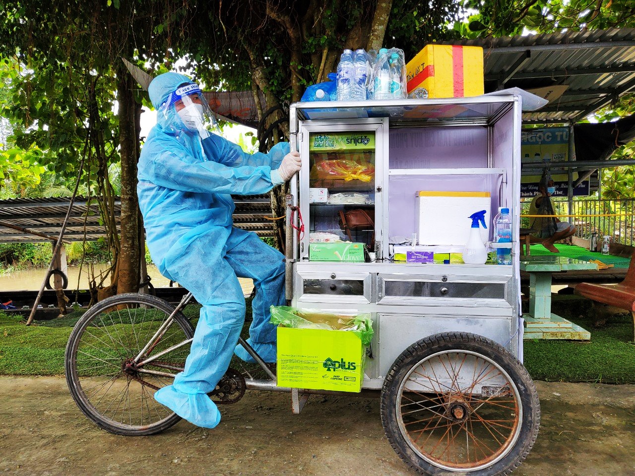 Nỗi buồn viên chức dân số: Giữa nước mắt, đợi chờ và hy vọng