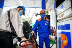 Từ chiều hôm nay ngày 21/6: Dầu tăng nhẹ, giá xăng giữ nguyên