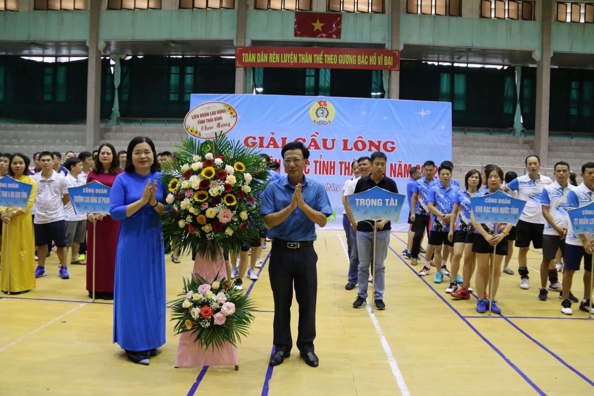 Hàng trăm đề tài, sáng kiến được áp dụng từ phong trào thi đua yêu nước Hàng trăm đề tài, sáng kiến được áp dụng từ phong trào thi đua yêu nước