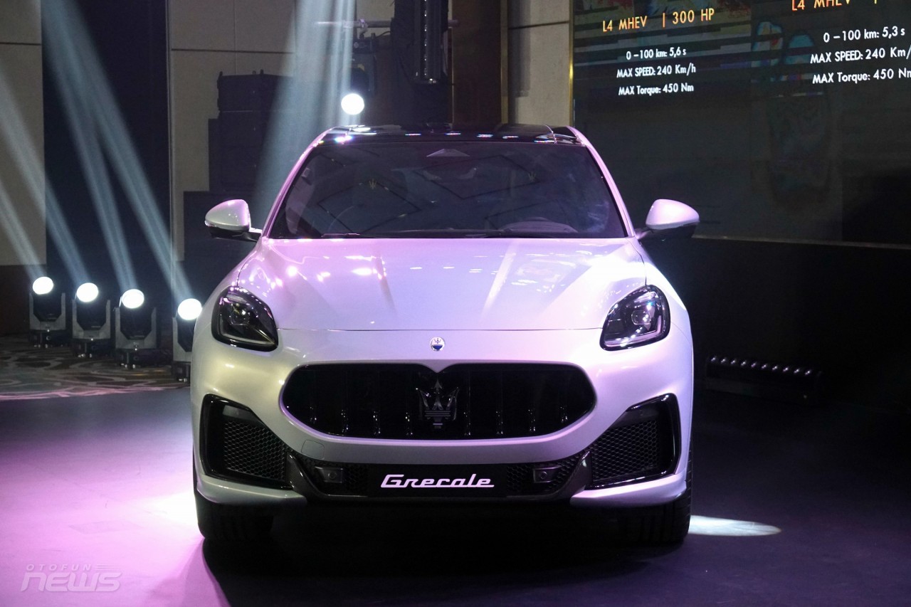 Maserati Grecale Trofeo giá 7,5 tỷ đồng