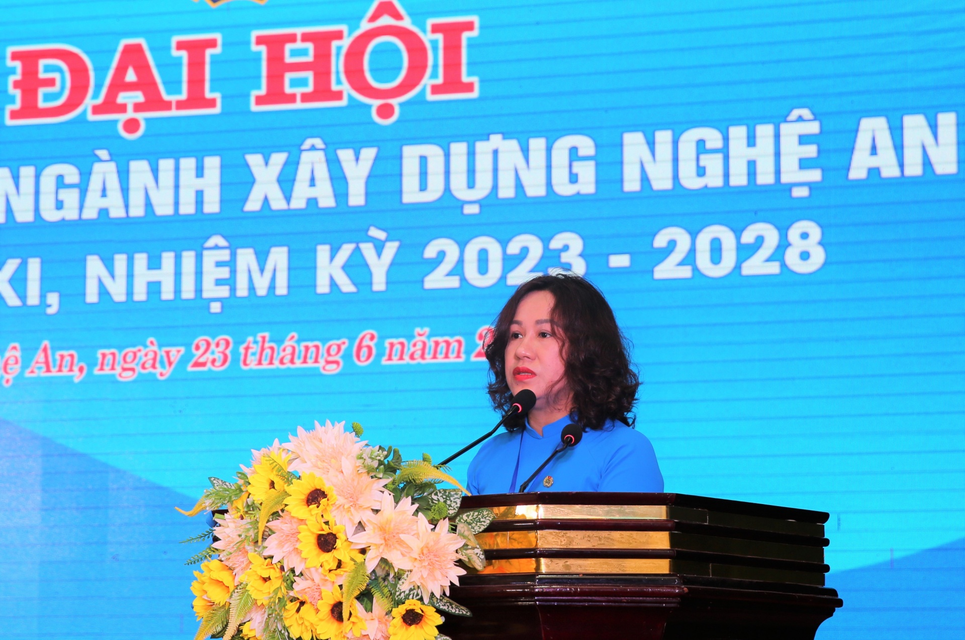 Công đoàn ngành Xây dựng Nghệ An: Một nhiệm kỳ nỗ lực vượt khó để chăm lo cho đoàn viên Công đoàn ngành Xây dựng Nghệ An: Một nhiệm kỳ nỗ lực vượt khó để chăm lo cho đoàn viên