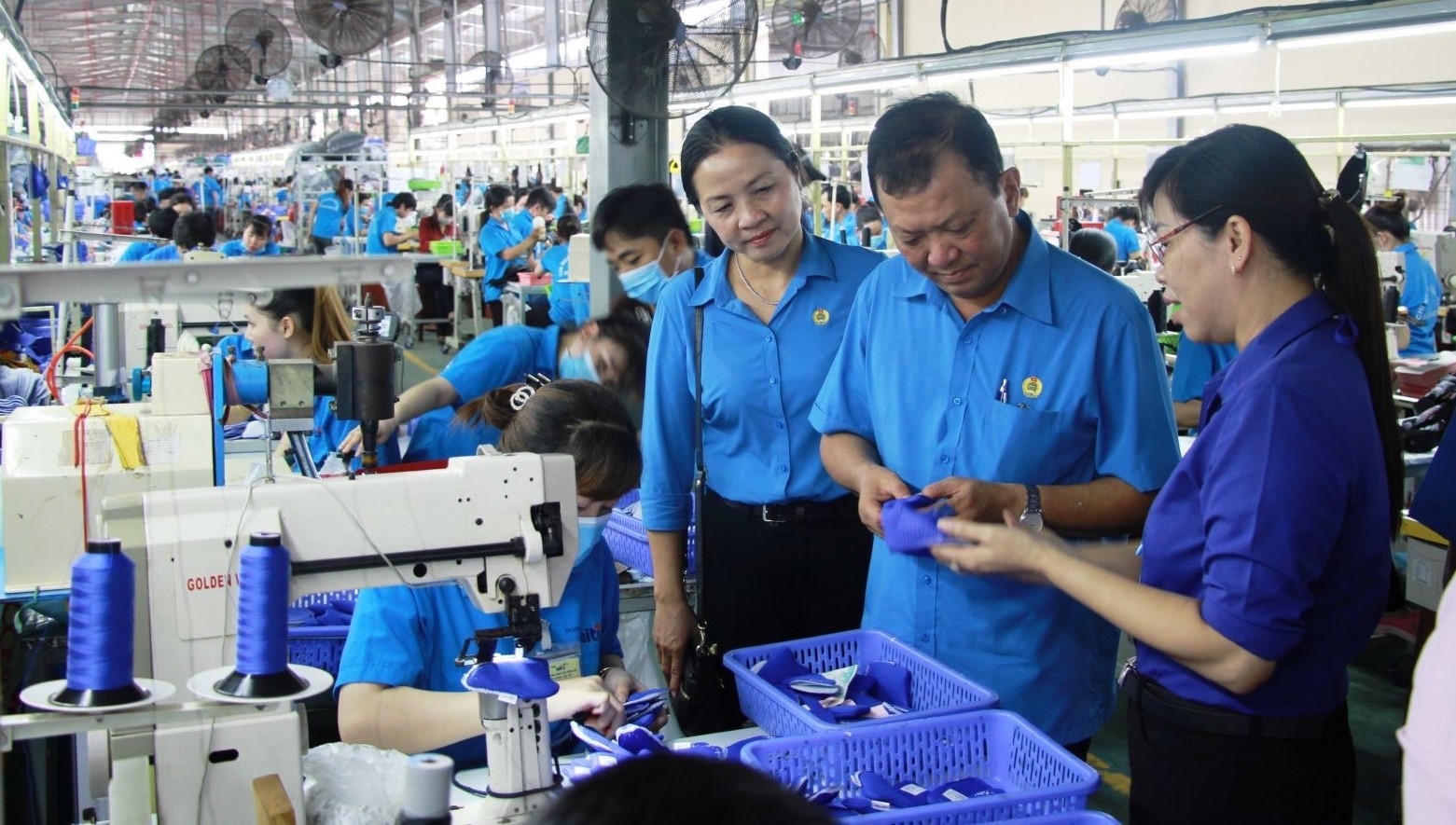 “Đặt mình vào hoàn cảnh NLĐ để tham mưu và hoạt động công đoàn”