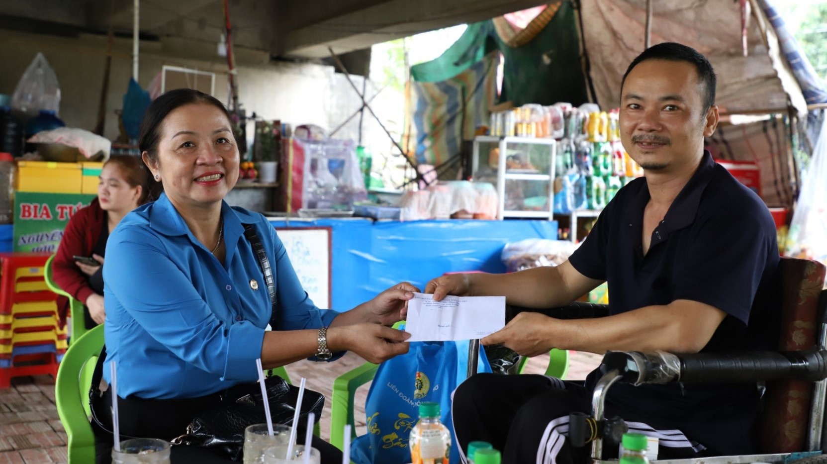 “Đặt mình vào hoàn cảnh NLĐ để tham mưu và hoạt động công đoàn”