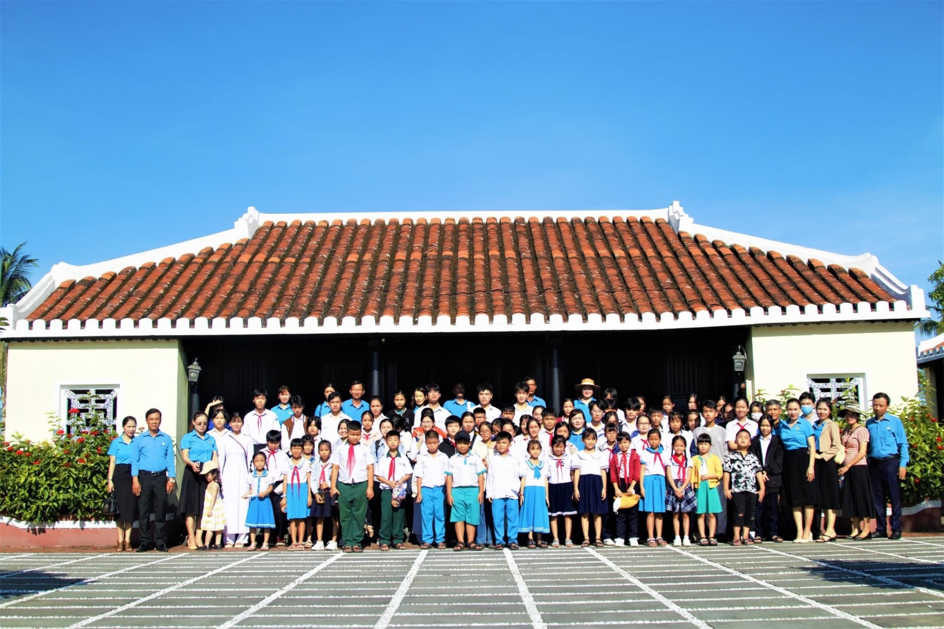 Quảng Nam khen thưởng 120 con đoàn viên, CNVCLĐ vượt khó học giỏi Quảng Nam khen thưởng 120 con đoàn viên, CNVCLĐ vượt khó học giỏi