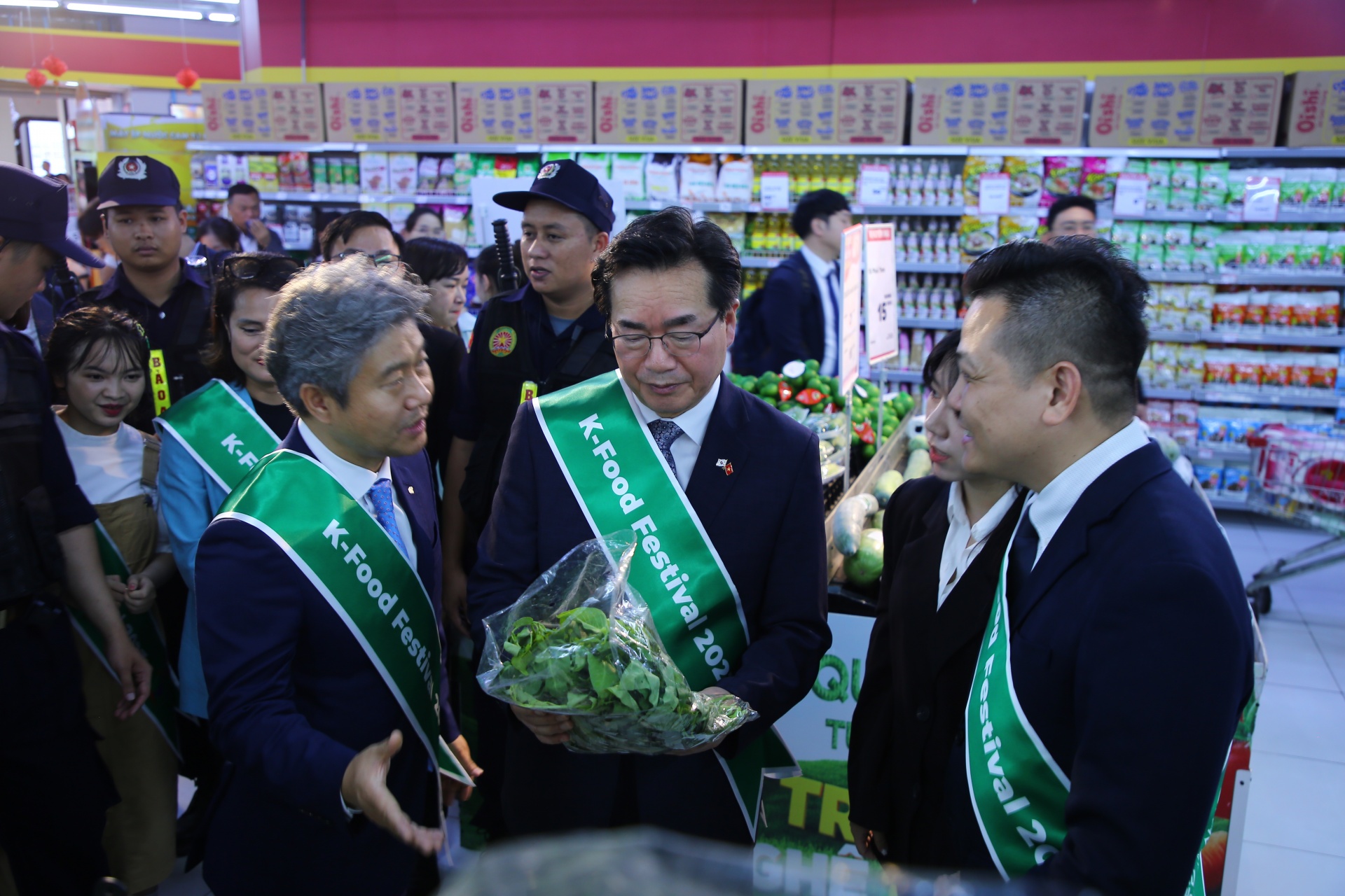 WinMart khởi động tuần lễ quảng bá thực phẩm Hàn Quốc trên toàn Hà Nội WinMart khởi động tuần lễ quảng bá thực phẩm Hàn Quốc trên toàn Hà Nội